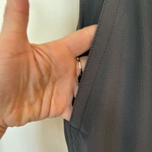 NWT Plugg stretch, technical joggers, size small, gray - Picture 4 of 9